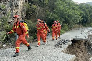 波波维奇：绿军是一支总冠军级别的球队 对球队的努力很满意